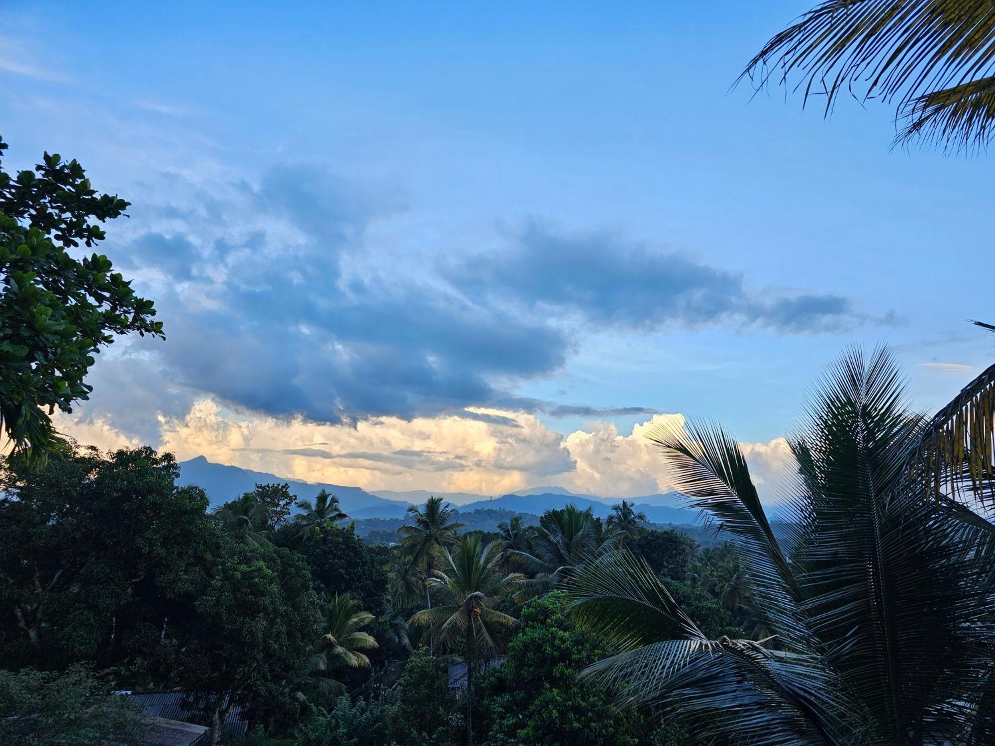 The Lodge Kandy Buitenkant foto